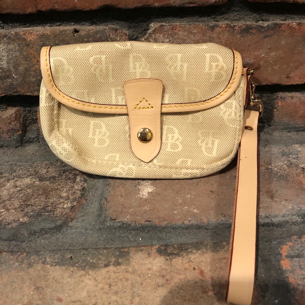 Dooney & Burke wristlet